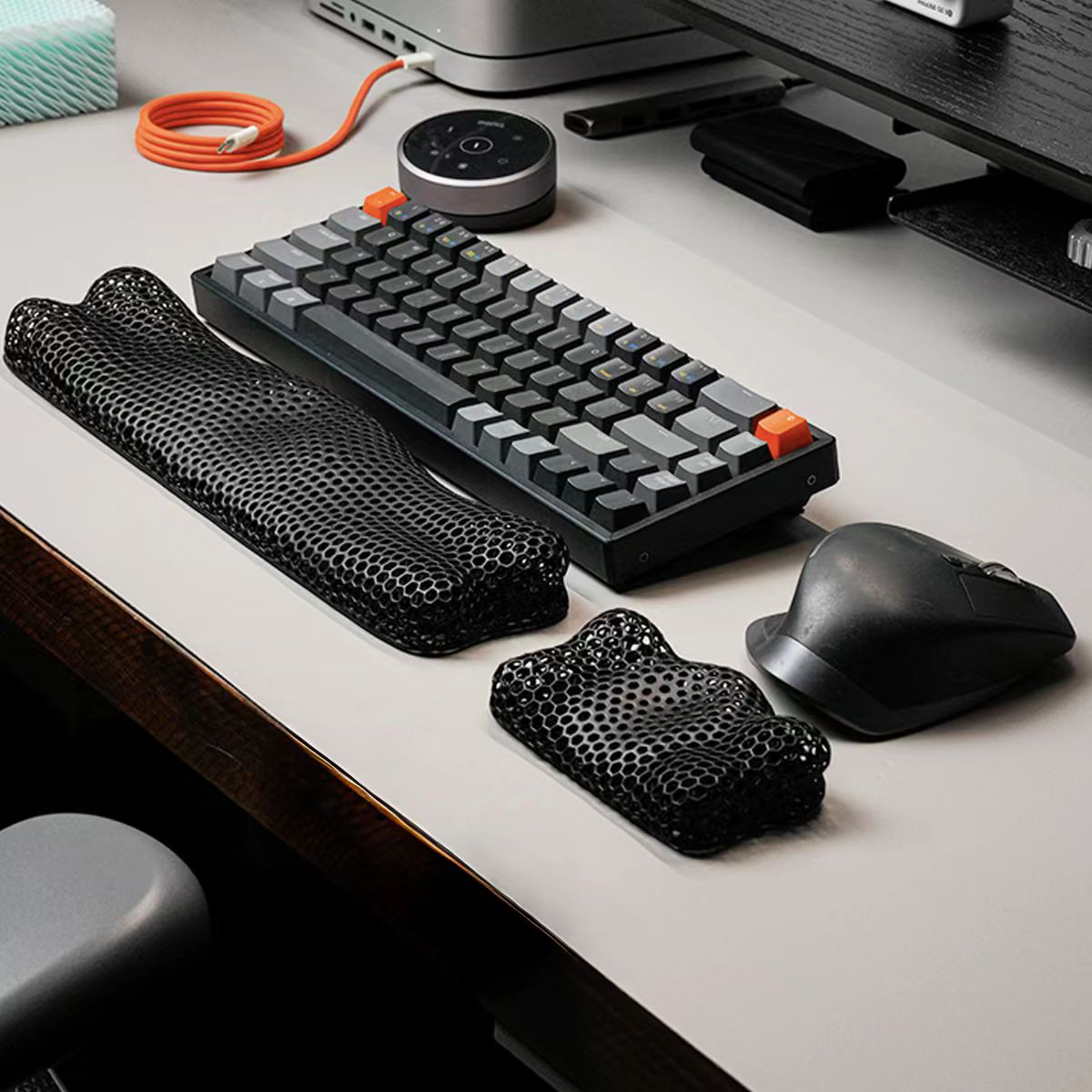 Bublepik Wrist Rest Kit for Keyboard and Mouse - Sleek Black Mountain