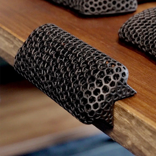 Bublepik Edge Rest for Desk - Sleek Black Wave